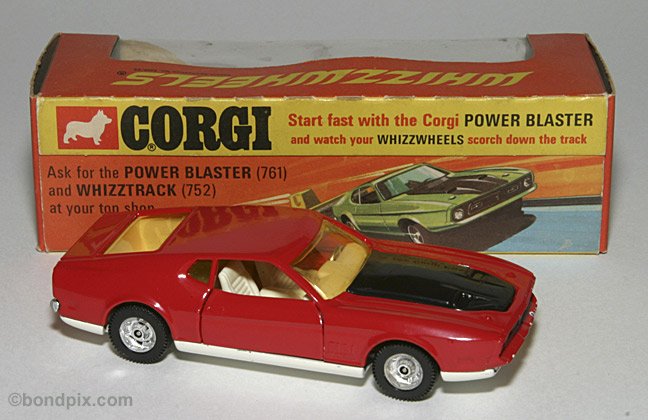 Corgi toys ford mustang #8