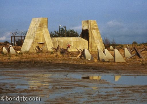 On the set of the James Bond 007 movie Die Another Day - Colonel Moon's HQ in Korea