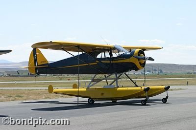 PA12 amphib floatplane aircraft at the annual fly in at Pogreba Field, Three Forks, Montana