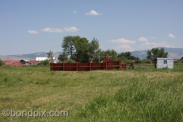 0927.jpg - Grant-Kohrs ranch buildings