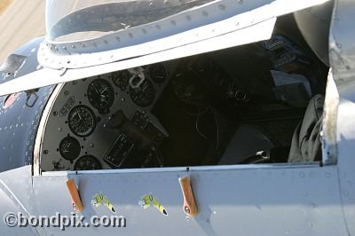 Piranha military aircraft cockpit controls